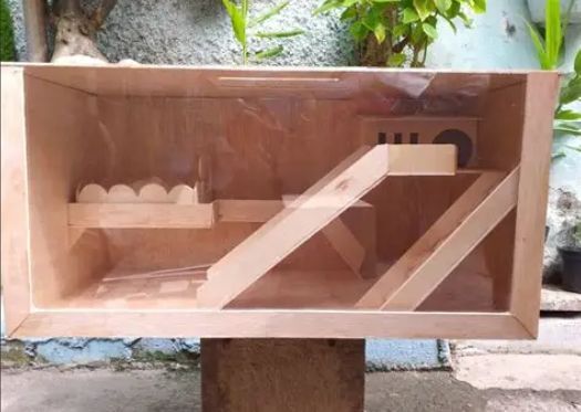 Modifikasi Lanjutan Menambahkan Jendela Akrilik Di Kandang Boks